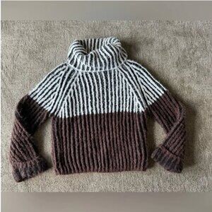Love Token Turtleneck Sweater - XS
